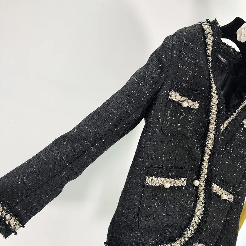 New wind of vogue small fragrant western style chain edge contrast color black tweed coat coat female
New wind of vogue small fragrant western style chain edge contrast color black tweed coat coat female