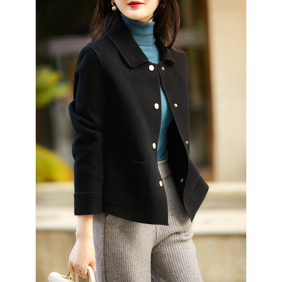 smile cabinet doesn't pick a child, but wears a good proportion! Double wool jacket
smile cabinet doesn't pick a child, but wears a good proportion! Double wool jacket