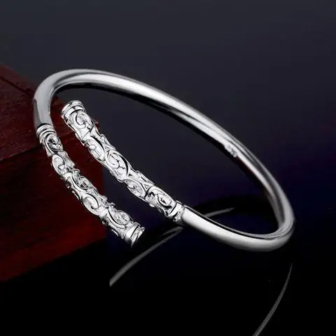 New Board Sun Wukong Ruyi Golden Hoop Stick Great Saint Hoop Bracelet Men and Women Same Style Couple Ring Vintage Bracelet Chai
New Board Sun Wukong Ruyi Golden Hoop Stick Great Saint Hoop Bracelet Men and Women Same Style Couple Ring Vintage Bracelet Chai