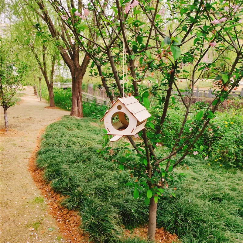 Hanging Wooden Bird Feeder DIY Assembled Garden Decoration Wild Outdoor Bird Cage Feeder Garden Pendant Bird House Feeder Garden
Hanging Wooden Bird Feeder DIY Assembled Garden Decoration Wild Outdoor Bird Cage Feeder Garden Pendant Bird House Feeder Garden