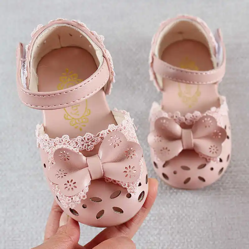 Newest Summer Kids Shoes 2021 Fashion Leathers Sweet Children Sandals For Girls Toddler Baby Breathable Hoolow Out Bow Shoes
Newest Summer Kids Shoes 2021 Fashion Leathers Sweet Children Sandals For Girls Toddler Baby Breathable Hoolow Out Bow Shoes