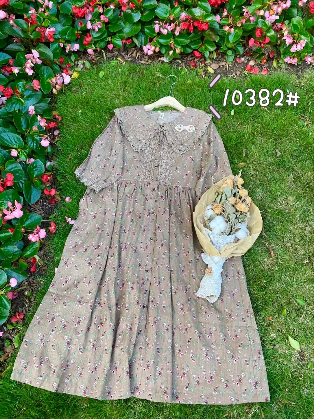 New Summer Women Cotton Dresses Japan Style Mori Girl Floral Print Peter Pan Collar Loose Lace Short Sleeve Dress
New Summer Women Cotton Dresses Japan Style Mori Girl Floral Print Peter Pan Collar Loose Lace Short Sleeve Dress