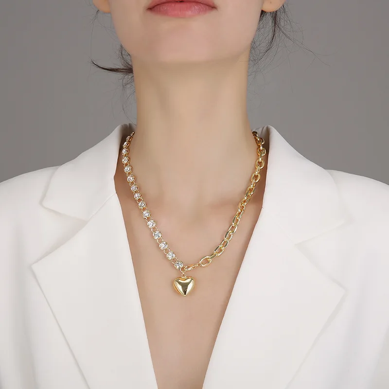 European American Heart Pendant Simple Creative Necklace Trend Restoring Ancient Ways Shining Like A Diamond Gift Wholesale
European American Heart Pendant Simple Creative Necklace Trend Restoring Ancient Ways Shining Like A Diamond Gift Wholesale