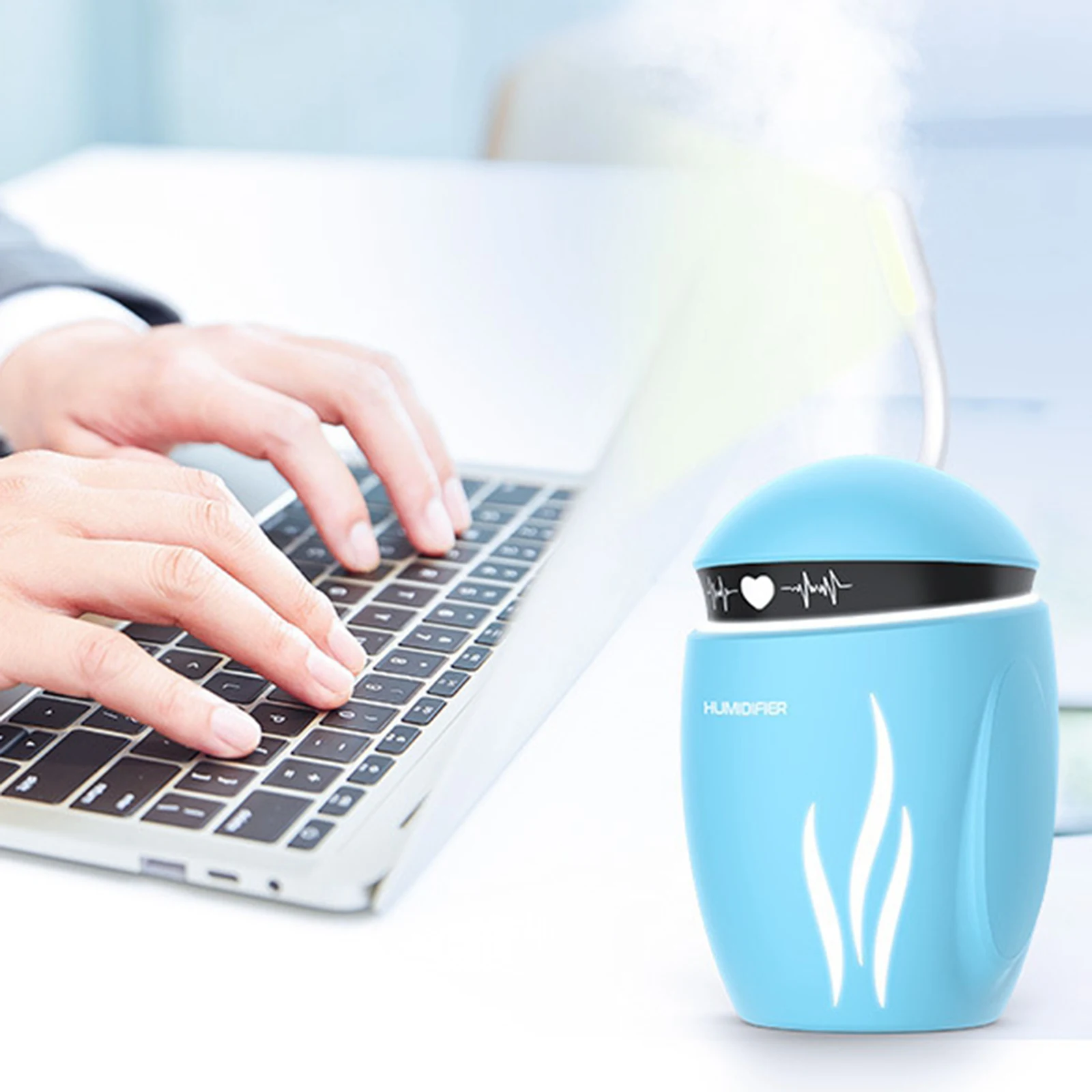 Portable Humidifier Aroma Diffuser USB Powered LED Light Mist Purifier 10x14cm 
Portable Humidifier Aroma Diffuser USB Powered LED Light Mist Purifier 10x14cm