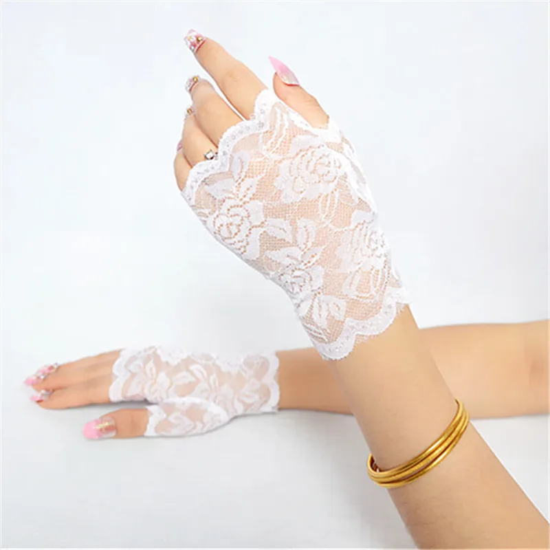Ladies Heated Mesh Fishnet Gloves Half Finger Lace Gloves Women Sexy Lace Dance Long Fingerless Gloves New Arrival
Ladies Heated Mesh Fishnet Gloves Half Finger Lace Gloves Women Sexy Lace Dance Long Fingerless Gloves New Arrival