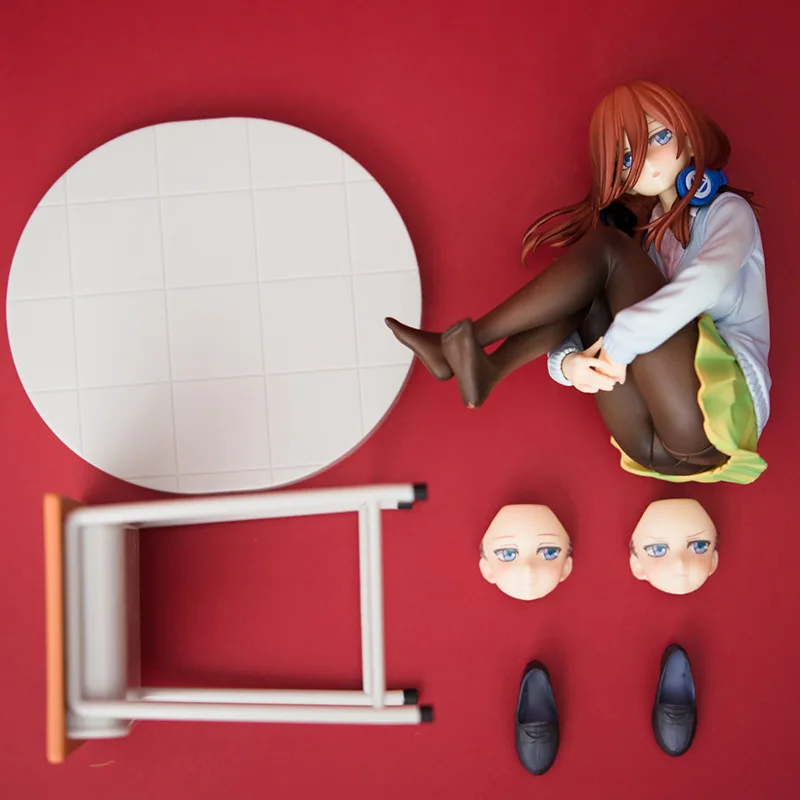 19cm The Desk Collection Model Doll Anime Kotobukiya The Quintessential Quintuplets Miku Nakano PVC Action Figure Girl Toy
19cm The Desk Collection Model Doll Anime Kotobukiya The Quintessential Quintuplets Miku Nakano PVC Action Figure Girl Toy