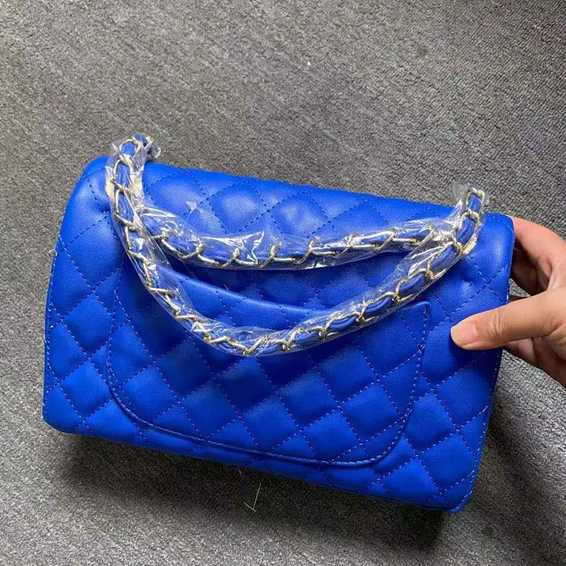 Ladies Handbag Messenger Bag Fashion Royal colors bag Casual Chain Office Bag Single Shoulder Messenger Bag Famous Wallet Bra
Ladies Handbag Messenger Bag Fashion Royal colors bag Casual Chain Office Bag Single Shoulder Messenger Bag Famous Wallet Bra