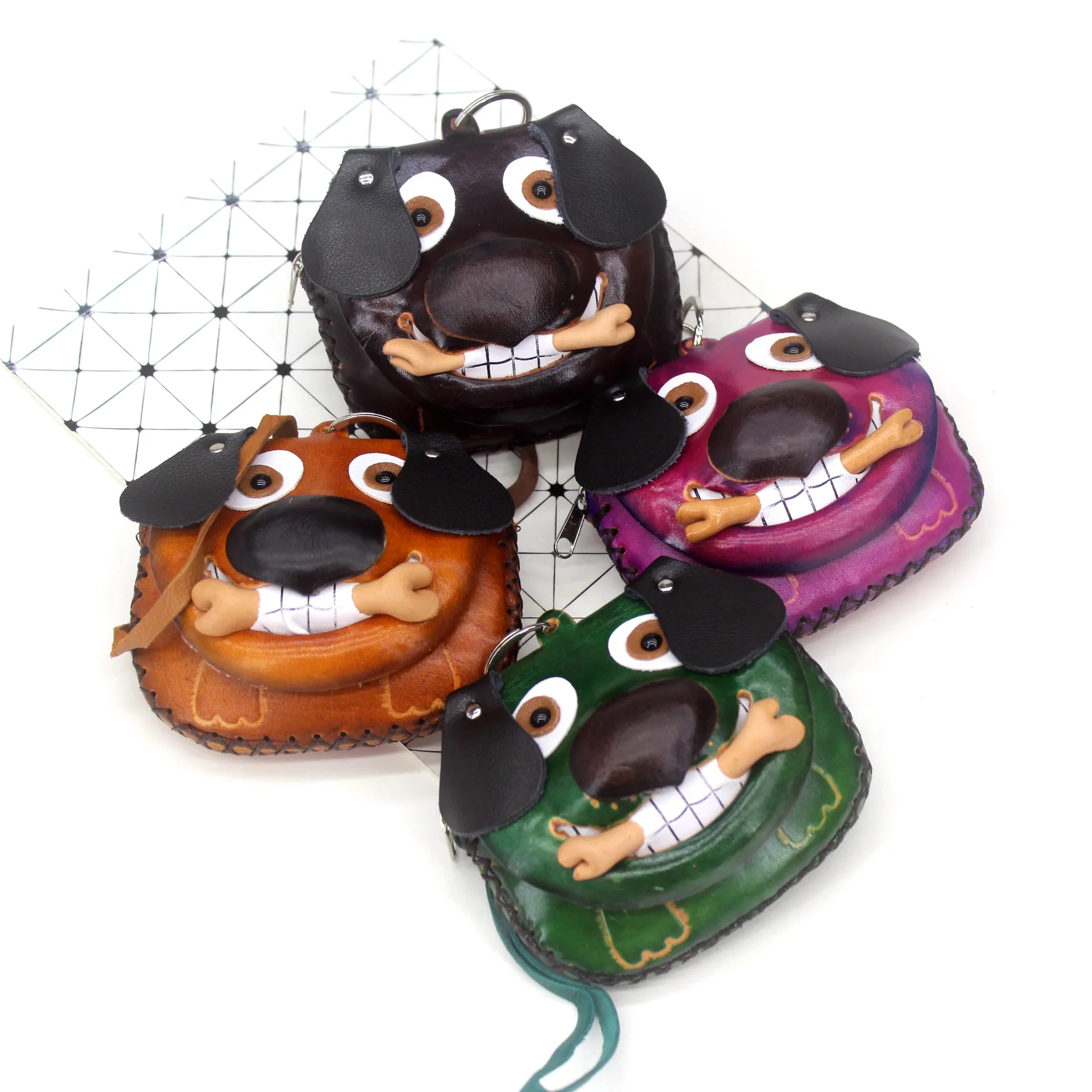 Genuine Leather Animal Coin Purse Women Dog gnaws a bone wallet Mini handbag Handmade Small bag Lovely girls Clutch change purse
Genuine Leather Animal Coin Purse Women Dog gnaws a bone wallet Mini handbag Handmade Small bag Lovely girls Clutch change purse