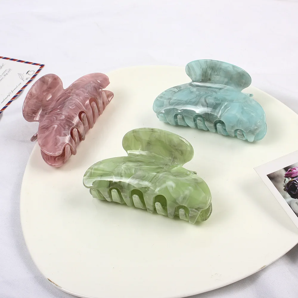 2020 High Quantity Acrylic Hair Claws for Women Hair Clips Hairpin Hair Accessories for Women Hair Styling Tools Hair Crab Claw
2020 High Quantity Acrylic Hair Claws for Women Hair Clips Hairpin Hair Accessories for Women Hair Styling Tools Hair Crab Claw