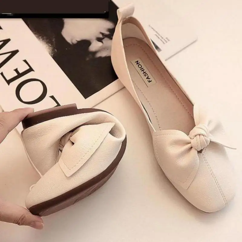 Large Size Flat Women Shoes Casual Moccasins Slip On Loafers Comfortable Woman Single Shoe Bow Low-heeled Fashion Zapatos Mujer
Large Size Flat Women Shoes Casual Moccasins Slip On Loafers Comfortable Woman Single Shoe Bow Low-heeled Fashion Zapatos Mujer