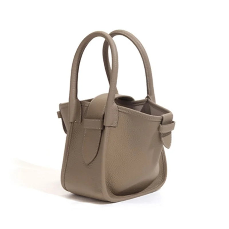 Natural Cowhide Leather Women Handbag 2021 New Solid Color Large Capacity Tote Bag For Ladies
Natural Cowhide Leather Women Handbag 2021 New Solid Color Large Capacity Tote Bag For Ladies