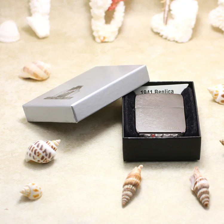 Genuine Zippo oil lighter copper windproof 1941 black wire drawing cigarette Kerosene lighters Gift anti-counterfeiting code 
Genuine Zippo oil lighter copper windproof 1941 black wire drawing cigarette Kerosene lighters Gift anti-counterfeiting code