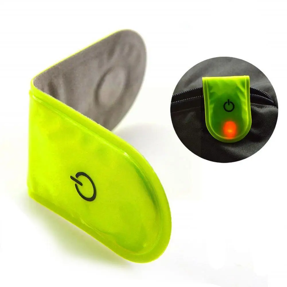 Outdoor Sports LED Safety Light Reflective Magnetic Clip Warning Reflector Running Warning Clip Walking Cycling Strobe Bike C0X2
Outdoor Sports LED Safety Light Reflective Magnetic Clip Warning Reflector Running Warning Clip Walking Cycling Strobe Bike C0X2