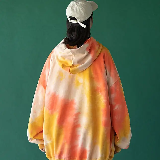 2021 new tie dyed sweater women's thin spring and autumn student's loose college style jacket fashion 
2021 new tie dyed sweater women's thin spring and autumn student's loose college style jacket fashion