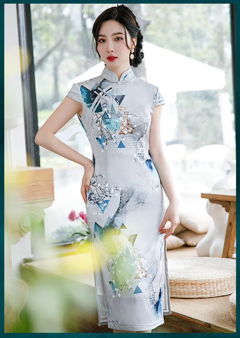 Chinese Dress Qipao Wedding Cheongsam With High Slits Retro Republican Style Women's Printed Silk Stand Collar Beaded
Chinese Dress Qipao Wedding Cheongsam With High Slits Retro Republican Style Women's Printed Silk Stand Collar Beaded