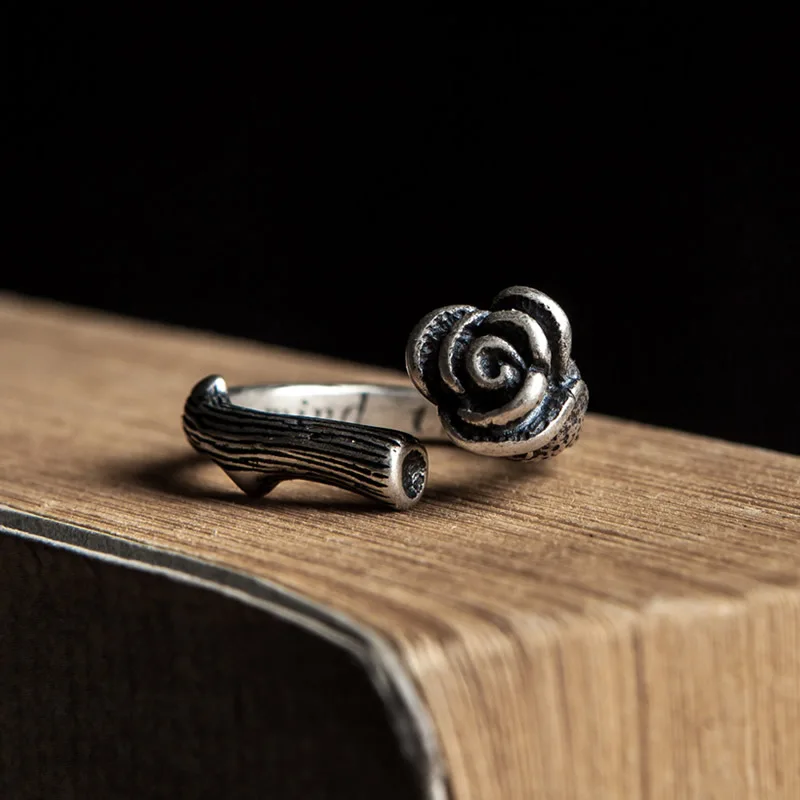 FUN-BEAUTY Women's S925 Sterling Silver Mysterious Dark Personality Retro Neo-Gothic Rose Open Adjustable Ring
FUN-BEAUTY Women's S925 Sterling Silver Mysterious Dark Personality Retro Neo-Gothic Rose Open Adjustable Ring