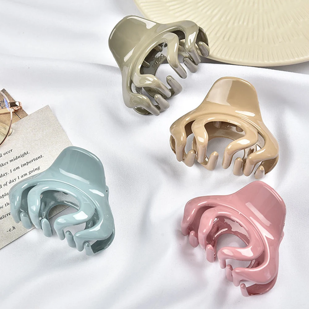 1 Pcs Elegant Temperament Ladies Grab Clip Hair Clip Korean Ins Classic Fashion Color Cute Hair Claw Clip Girls Hair Accessories
1 Pcs Elegant Temperament Ladies Grab Clip Hair Clip Korean Ins Classic Fashion Color Cute Hair Claw Clip Girls Hair Accessories