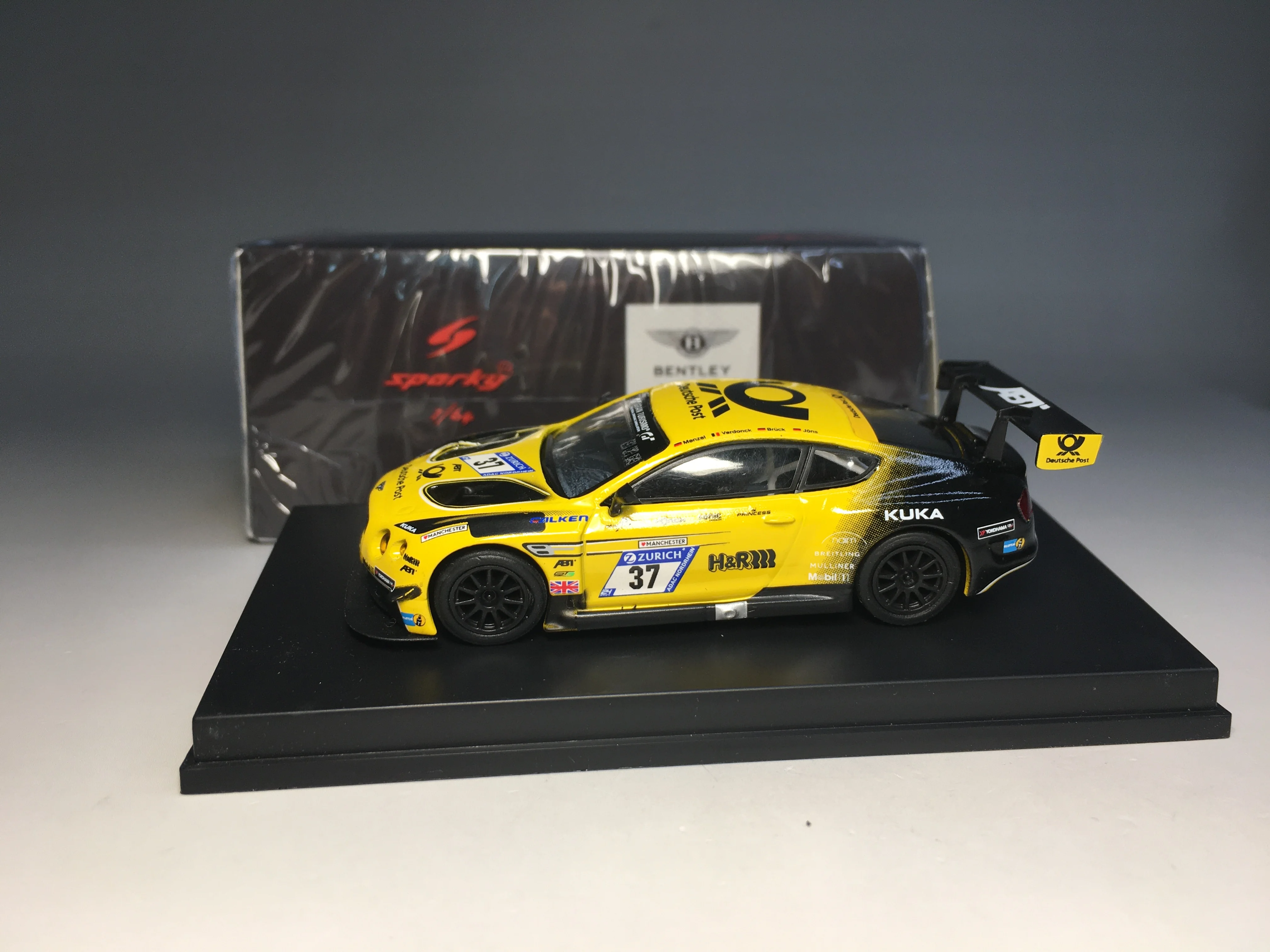Sparky 1/64 Y109 Bentley GT3 No.37 2017 Die Cast Model Car Collection Limited
Sparky 1/64 Y109 Bentley GT3 No.37 2017 Die Cast Model Car Collection Limited