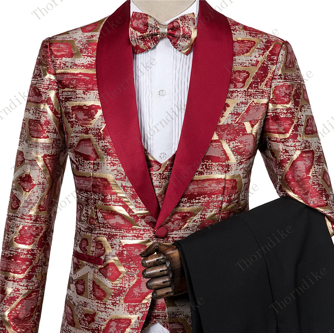 New Man Fashion Red Gold Jacquard Eye-catching High Quality Party Blazer+Pants+Vest Suits Male Casual Slim Blazer Coat Suit
New Man Fashion Red Gold Jacquard Eye-catching High Quality Party Blazer+Pants+Vest Suits Male Casual Slim Blazer Coat Suit