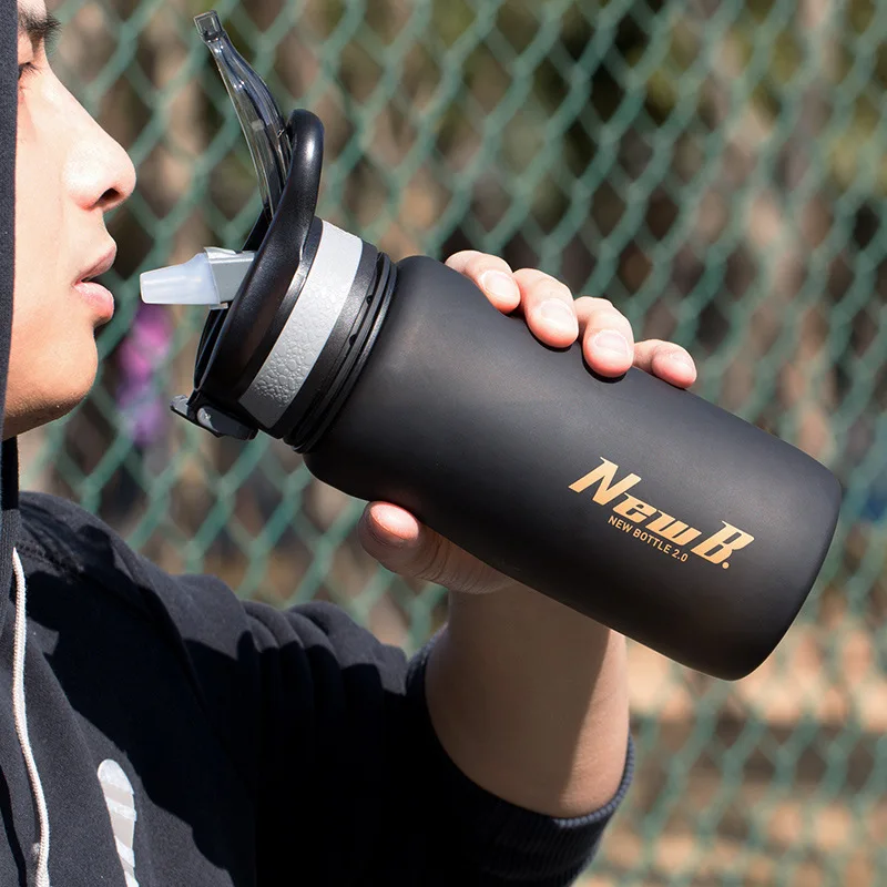 Sport Water Bottle 650ML 1000ML BPA Free Plastic Bottle Outdoor Portable Leakproof Drinking Bottles Sport Gym Straw Water Pot
Sport Water Bottle 650ML 1000ML BPA Free Plastic Bottle Outdoor Portable Leakproof Drinking Bottles Sport Gym Straw Water Pot