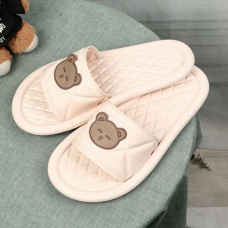 Indoor Bathroom Slippers Women Thick Non-slip Home Interior Anti-slip Slides Little bear Men Ladys Heighten Soft Shoes Sandals
Indoor Bathroom Slippers Women Thick Non-slip Home Interior Anti-slip Slides Little bear Men Ladys Heighten Soft Shoes Sandals
