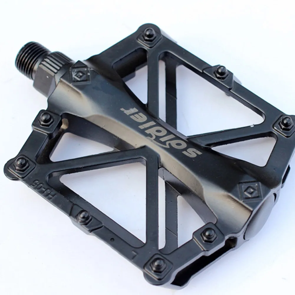 1 Pair Cleat Design Bicycle Flat Pedals 9/16in Anti-slip Mountain Bike MTB DH Pedal Aluminum Alloy Anti-rust Cycling Parts
1 Pair Cleat Design Bicycle Flat Pedals 9/16in Anti-slip Mountain Bike MTB DH Pedal Aluminum Alloy Anti-rust Cycling Parts
