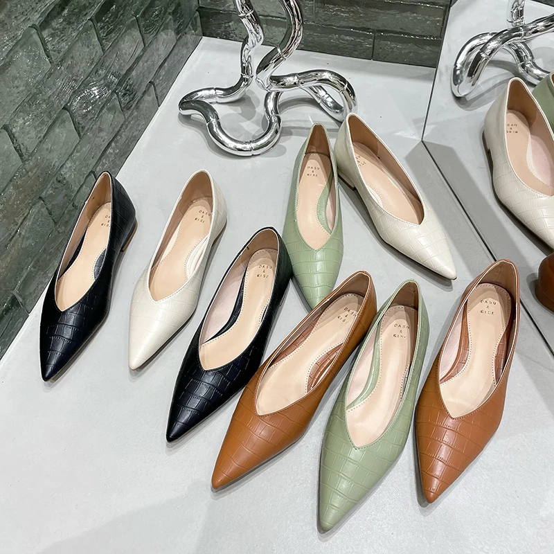 2022 New Arrivals Pointed Toe Women Flats Heeld Loafers Soft Sole Black Beige Brown Green Shallow Slip On Mules Shoes Autumn 39
2022 New Arrivals Pointed Toe Women Flats Heeld Loafers Soft Sole Black Beige Brown Green Shallow Slip On Mules Shoes Autumn 39