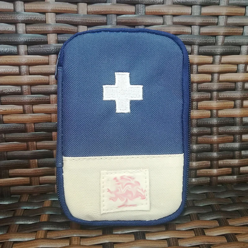 Portable Outdoor Travel First Aid kit Medicine Bag Home Small Storage Bag Medical Box Nurse Bags Emergency Survival Pill Case
Portable Outdoor Travel First Aid kit Medicine Bag Home Small Storage Bag Medical Box Nurse Bags Emergency Survival Pill Case