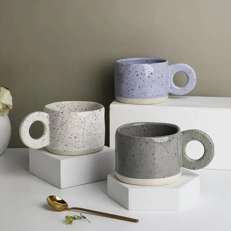 кружка أكواب Ceramic Cup Home Creative Ring Handle Breakfast High-value Water Coffee Mug اكواب قهوه кружка для чая большая
кружка أكواب Ceramic Cup Home Creative Ring Handle Breakfast High-value Water Coffee Mug اكواب قهوه кружка для чая большая