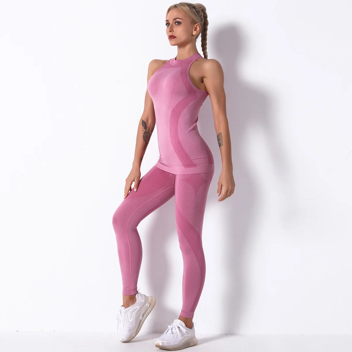 2PCS/ European and American Seamless Knitted Striped Sports Yoga Vest Two-piece Outdoor Sports Yoga Pants Set Workout Clothes
2PCS/ European and American Seamless Knitted Striped Sports Yoga Vest Two-piece Outdoor Sports Yoga Pants Set Workout Clothes