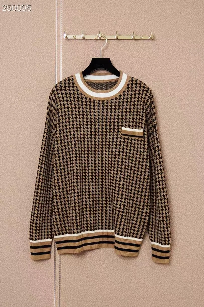 Fyion Runway Designers Sweater Women 2021 Luxury Femme Winter Loose Casual Plaid Print O-neck Knitted Pullover Sweater Mujer
Fyion Runway Designers Sweater Women 2021 Luxury Femme Winter Loose Casual Plaid Print O-neck Knitted Pullover Sweater Mujer