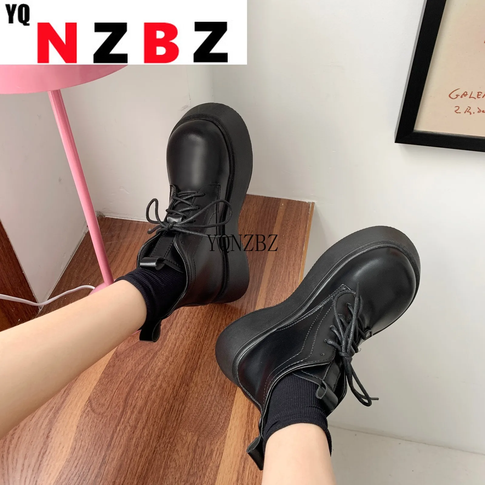Chunky Platform Shoes Black Flat PU Leather Shoes Ladies Round Toe Casual Shoes Women 2021 Botas De mujer
Chunky Platform Shoes Black Flat PU Leather Shoes Ladies Round Toe Casual Shoes Women 2021 Botas De mujer