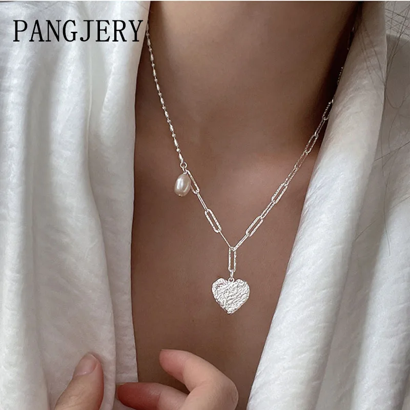 Женское ожерелье из серебра 925 пробы с жемчугом 
Женское ожерелье из серебра 925 пробы с жемчугом