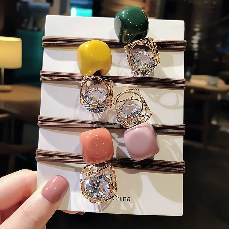New Women Girls Hair Ropes Crystal Pearl Elastic Rubber Band Fashion Ponytail Holders Hair Ties 2021 Trend Hair Accessories
New Women Girls Hair Ropes Crystal Pearl Elastic Rubber Band Fashion Ponytail Holders Hair Ties 2021 Trend Hair Accessories