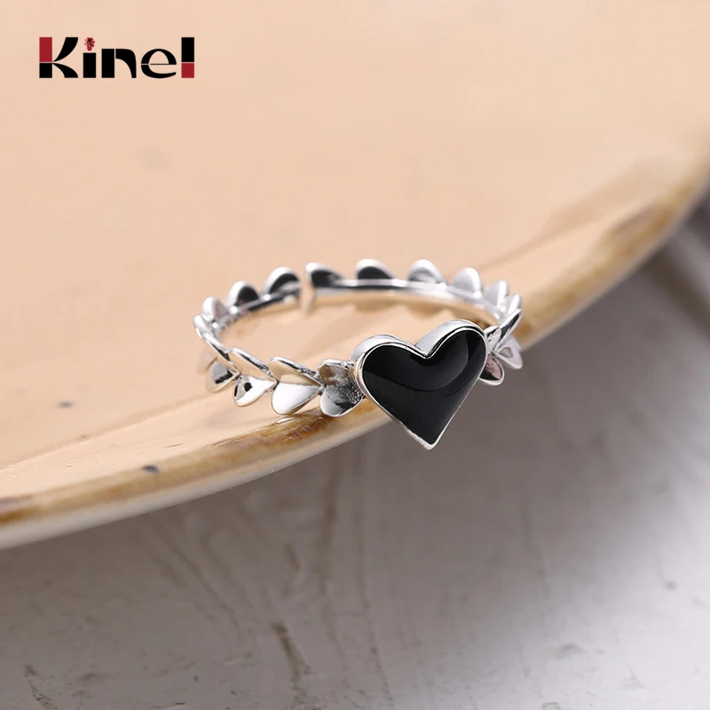 Kinel, серебро 925 пробы, черное эмалевое кольцо на палец, Ретро стиль, сердце, гравировка, кольца для женщин, свадьба, помолвка, ювелирные издели...
Kinel, серебро 925 пробы, черное эмалевое кольцо на палец, Ретро стиль, сердце, гравировка, кольца для женщин, свадьба, помолвка, ювелирные издели...