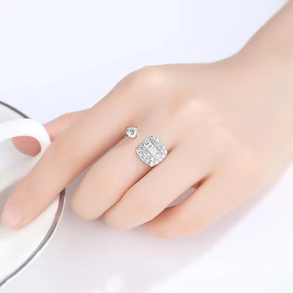 New Trendy Cubic Zirconia Crystal Square Rings Luxury Classics Geometric Design Open Rings For Women And Girls Wedding Jewelry
New Trendy Cubic Zirconia Crystal Square Rings Luxury Classics Geometric Design Open Rings For Women And Girls Wedding Jewelry