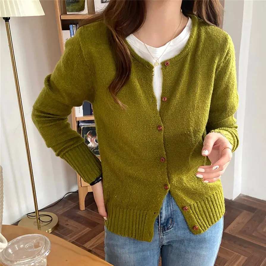 HziriP 4 Colors Knitwear Femme New Short Coats Pure Color Slim Full Sleeve Casual Fashion Loose All Match Sweaters Cardigans
HziriP 4 Colors Knitwear Femme New Short Coats Pure Color Slim Full Sleeve Casual Fashion Loose All Match Sweaters Cardigans
