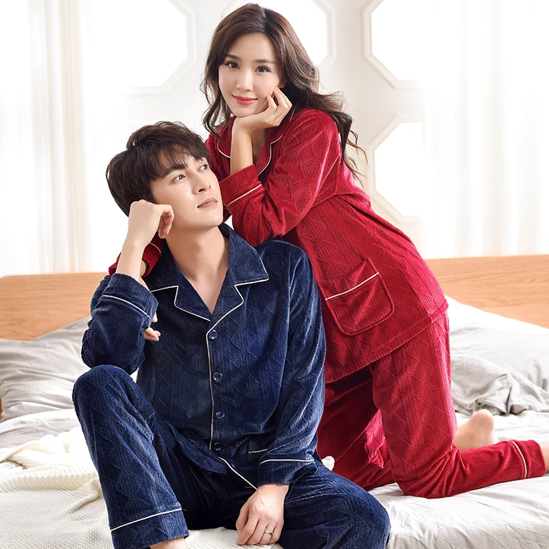 Couples Winter Suit Full Sleeve Coral Fleece Pyjama Women Pyjamas Lovers Velvet Men Pajama Sets Solid Flannel Sleepwear
Couples Winter Suit Full Sleeve Coral Fleece Pyjama Women Pyjamas Lovers Velvet Men Pajama Sets Solid Flannel Sleepwear