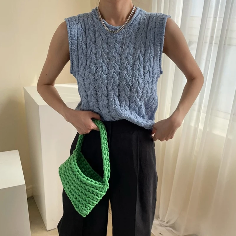 Solid O-Neck Knitted Camis Women Fashion Simple Loose T-Shirts Woman Daily Leisure Was Thin Short Tops Ladies Summer 2021
Solid O-Neck Knitted Camis Women Fashion Simple Loose T-Shirts Woman Daily Leisure Was Thin Short Tops Ladies Summer 2021