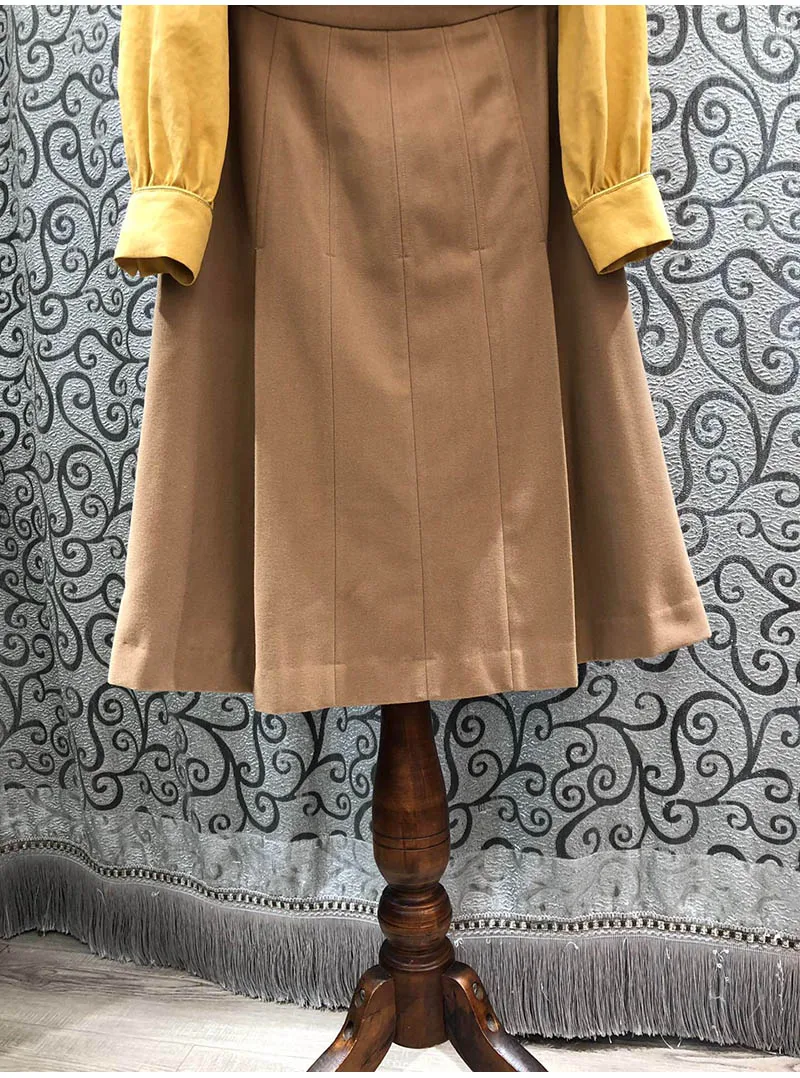 High Quality New Runway Skirt Suits 2021 Spring Summer 2 Piece Set Women Ruffled Yellow Shirts+A-Line Khaki Skirt Sets Casual
High Quality New Runway Skirt Suits 2021 Spring Summer 2 Piece Set Women Ruffled Yellow Shirts+A-Line Khaki Skirt Sets Casual
