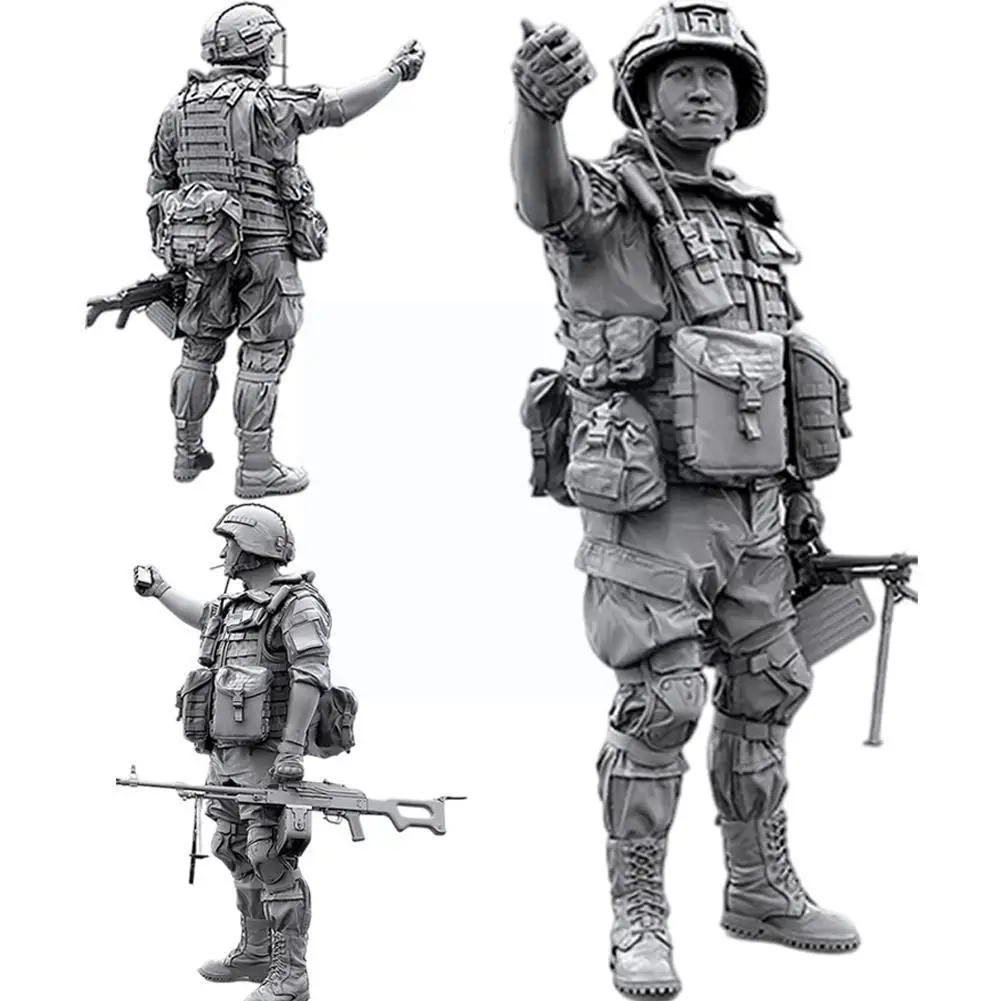 1/35 New Style Resin Model Kits DIY Figure Russian Soldier Self-assembled M4I1 
1/35 New Style Resin Model Kits DIY Figure Russian Soldier Self-assembled M4I1