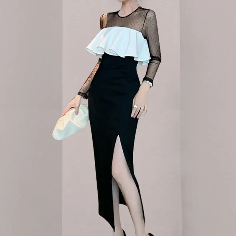 Long skirt slim high socialite temperament backless ruffled split dress spring women's 2021 new
Long skirt slim high socialite temperament backless ruffled split dress spring women's 2021 new