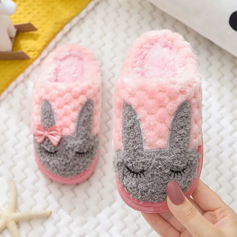 For Boys Girls Home Plush Baby Parent-Child Cotton Shoes Cute Cartoon Bunny Slippers Children's Winter Funny Cotton Slippers
For Boys Girls Home Plush Baby Parent-Child Cotton Shoes Cute Cartoon Bunny Slippers Children's Winter Funny Cotton Slippers