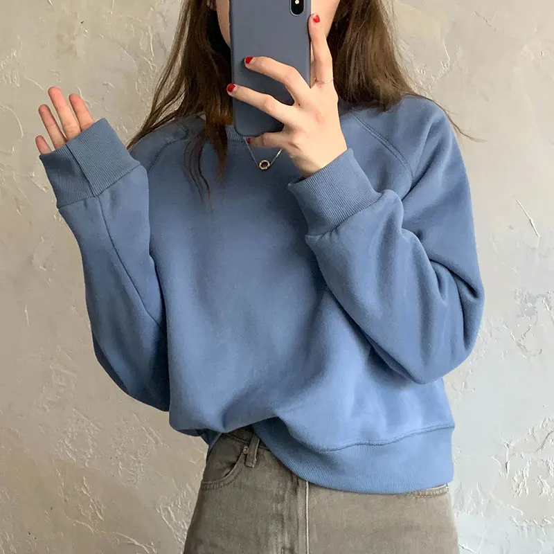 4 colors 2020 autumn winter solid color loose basic korean style long-sleeve pullover velvet warm sweatshirts womens (X1621)
4 colors 2020 autumn winter solid color loose basic korean style long-sleeve pullover velvet warm sweatshirts womens (X1621)