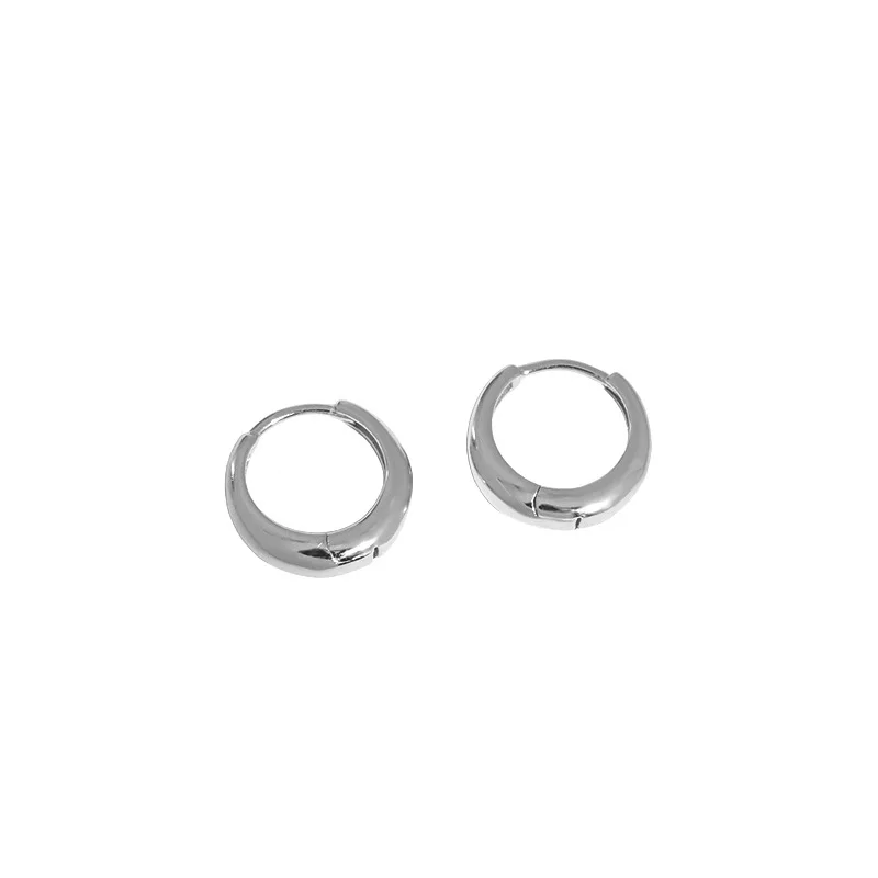 CH-1239 Korean version of ins niche s925 sterling silver light luxury fashion design earrings wholesale
CH-1239 Korean version of ins niche s925 sterling silver light luxury fashion design earrings wholesale