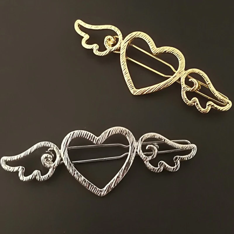 Women's Hollow Peach Heart Wing Hairpin Retro Simple Metal Love Wing Hair Accessories Fashion Accessories Wholesale Jewelry
Women's Hollow Peach Heart Wing Hairpin Retro Simple Metal Love Wing Hair Accessories Fashion Accessories Wholesale Jewelry