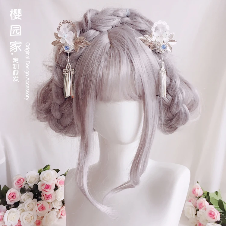 Silver cherry tassel pair profile classical Lolita Chinese style lolita hairpin hair accessories cos 
Silver cherry tassel pair profile classical Lolita Chinese style lolita hairpin hair accessories cos