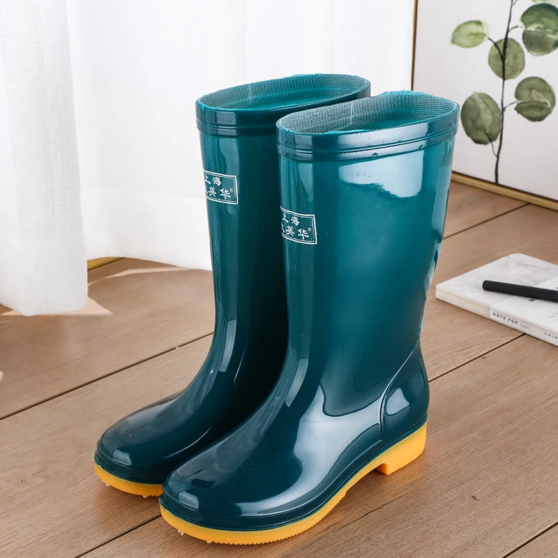 Women Mid-Calf Rain Boot Ladies Waterproof Rubber Knee High Boots Outdoor Shoes Female Winter Fur Warm High Quality Rain Boots
Women Mid-Calf Rain Boot Ladies Waterproof Rubber Knee High Boots Outdoor Shoes Female Winter Fur Warm High Quality Rain Boots