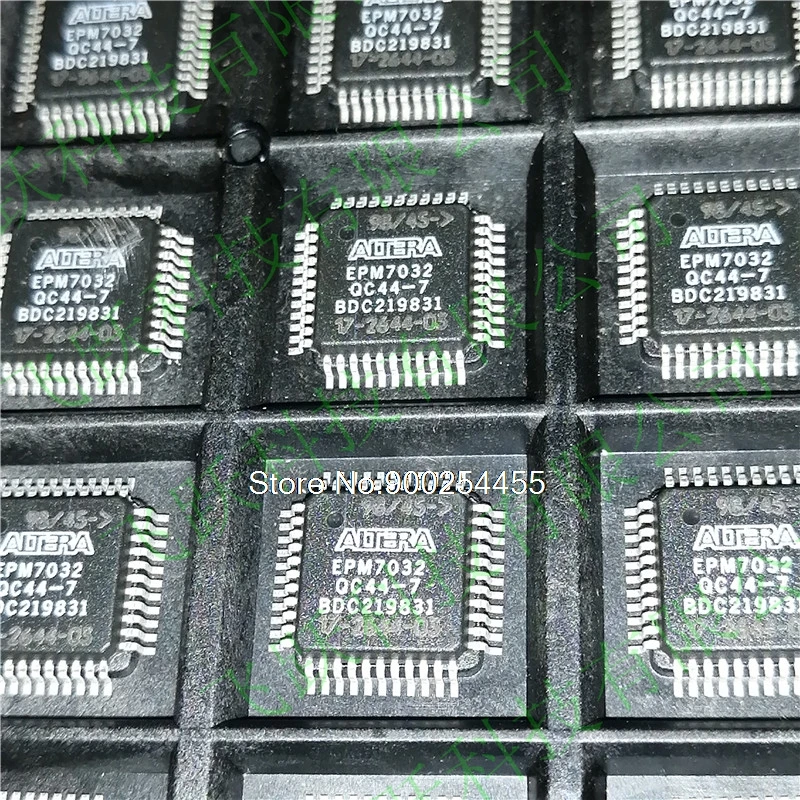 5PCS/LOT EPM7032QC44-7
5PCS/LOT EPM7032QC44-7