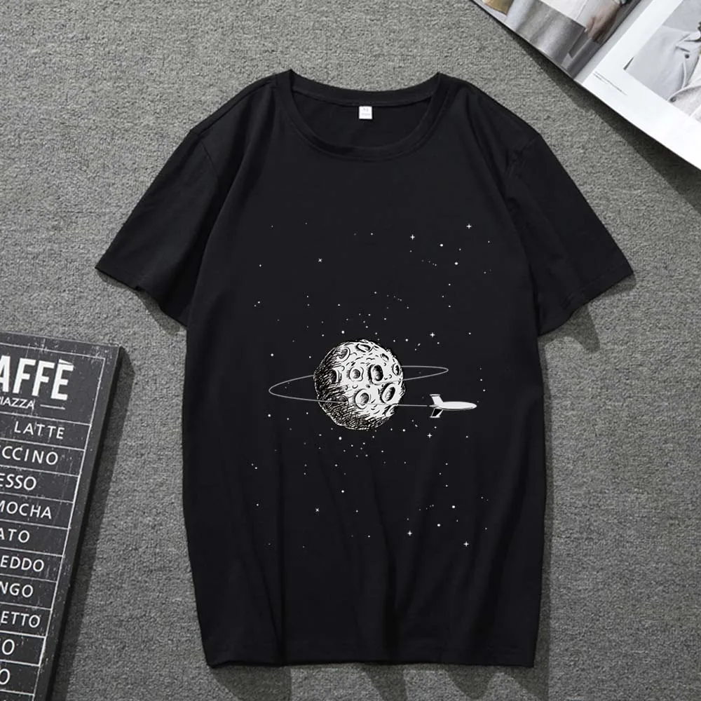 T-shirt Men's and Women's Personality Moon Pattern Printing Black Short-sleeved Soft and Versatile Men's and Women's Tops
T-shirt Men's and Women's Personality Moon Pattern Printing Black Short-sleeved Soft and Versatile Men's and Women's Tops